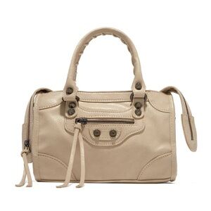 NATALIE CROSSBODY SHOULDER BAG BAG  
Brand  - MISS LOLA